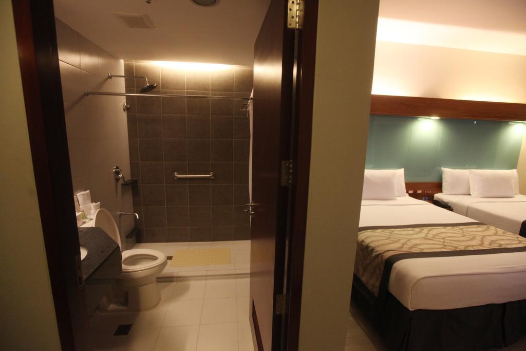 Microtel By Wyndham Up Technohub 3* Quezon City