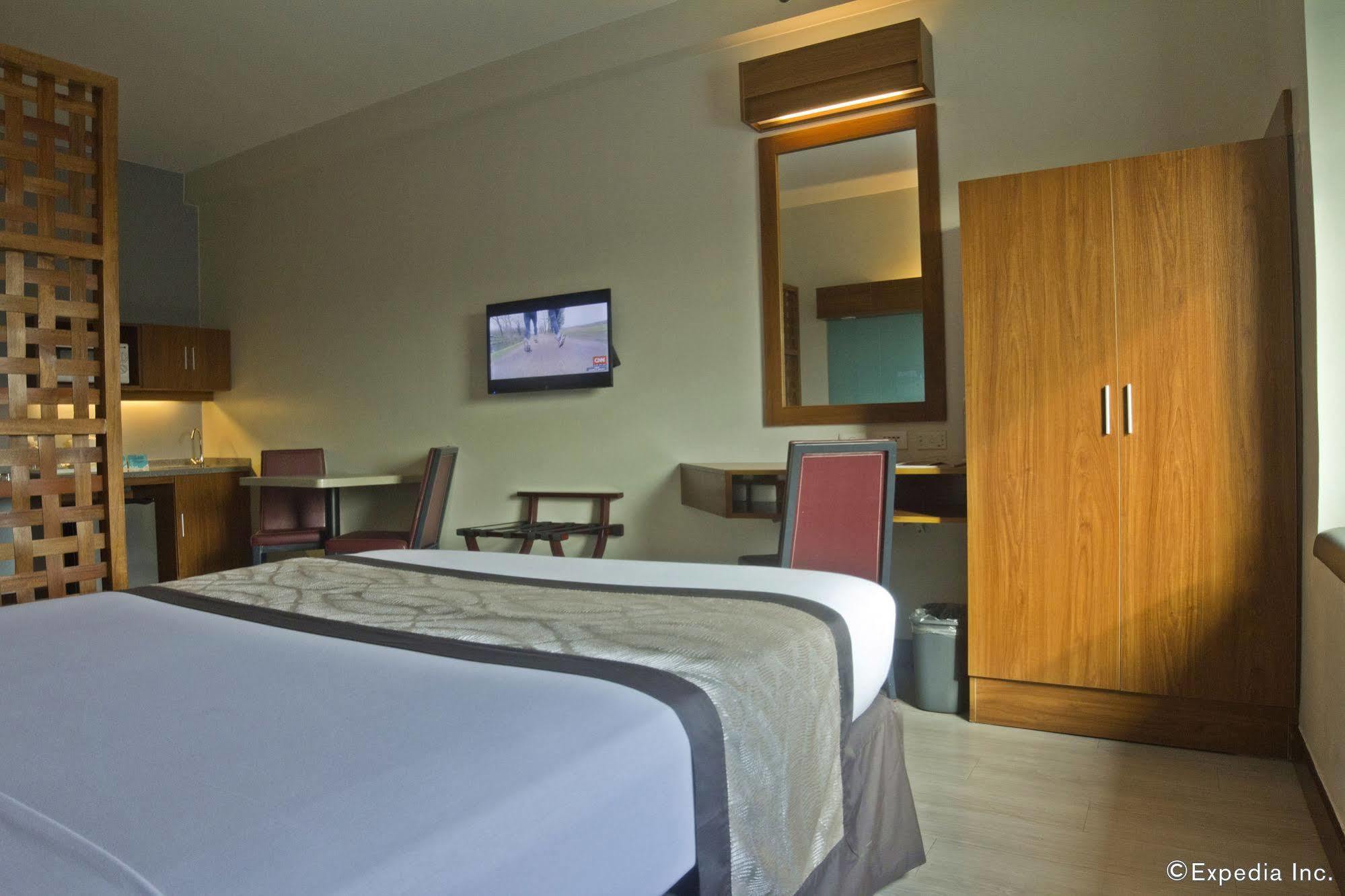 Microtel By Wyndham Up Technohub Quezon City