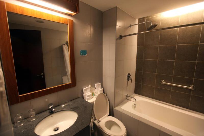 Microtel By Wyndham Up Technohub